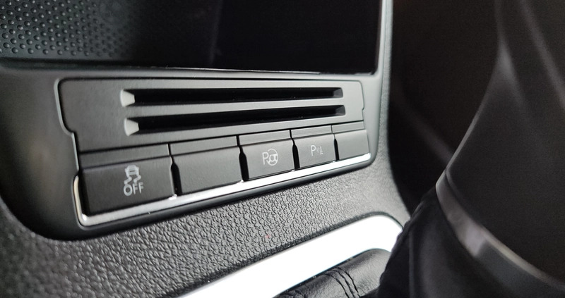 Volkswagen Tiguan cena 59999 przebieg: 180000, rok produkcji 2013 z Myślibórz małe 742